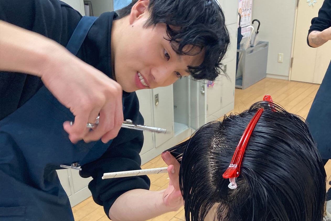 通学と通信を組み合わせた学び
